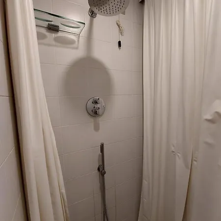 San Lazzaro 3* 萨韦纳河畔圣拉扎罗